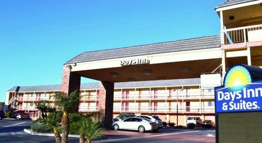 Days Inn & Suites Fountain Valley - Huntington Beach