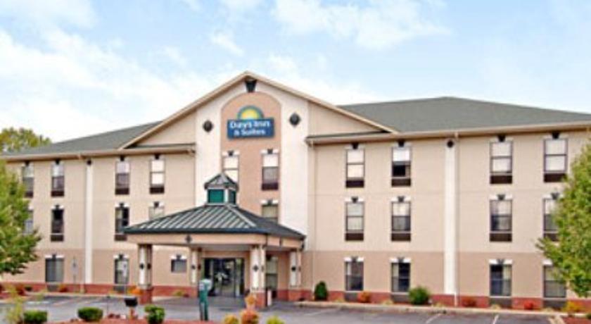 Days Inn & Suites Morganton