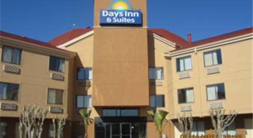 Days Inn And Suites Desoto