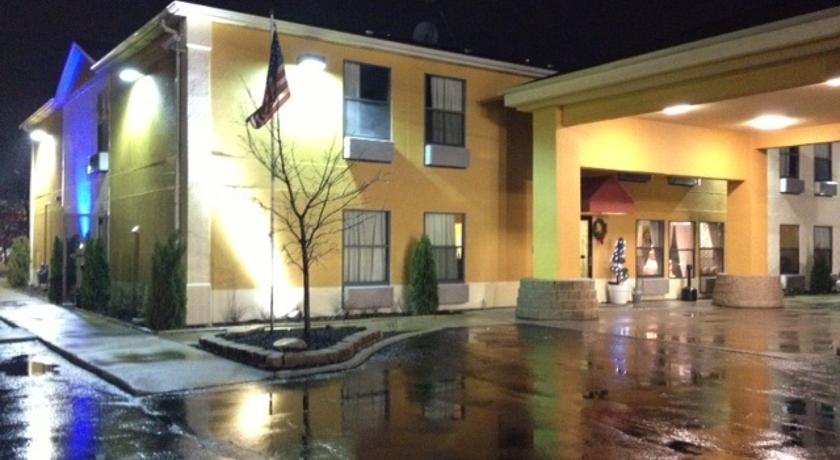 Days Inn Great Lakes N Chicago