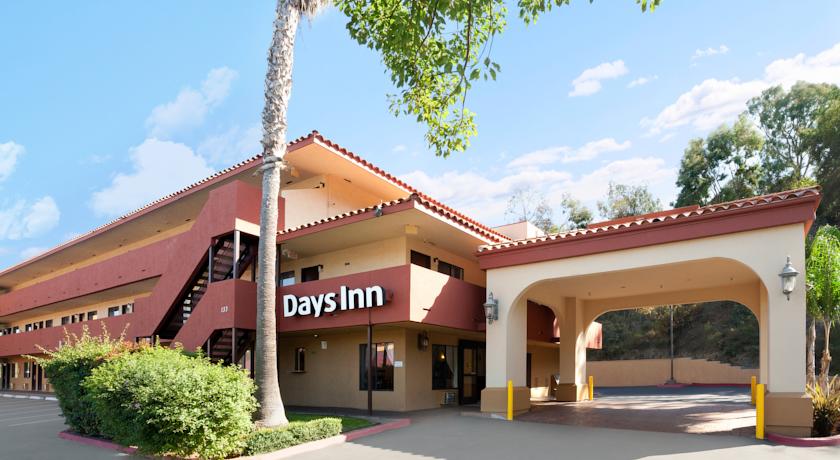 Days Inn Legoland Moonlight Beach