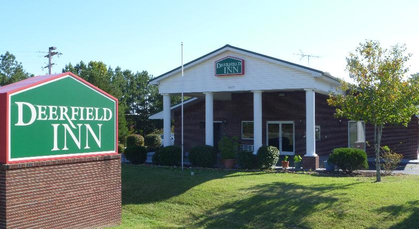 Deerfield Inn & Suites Fairview