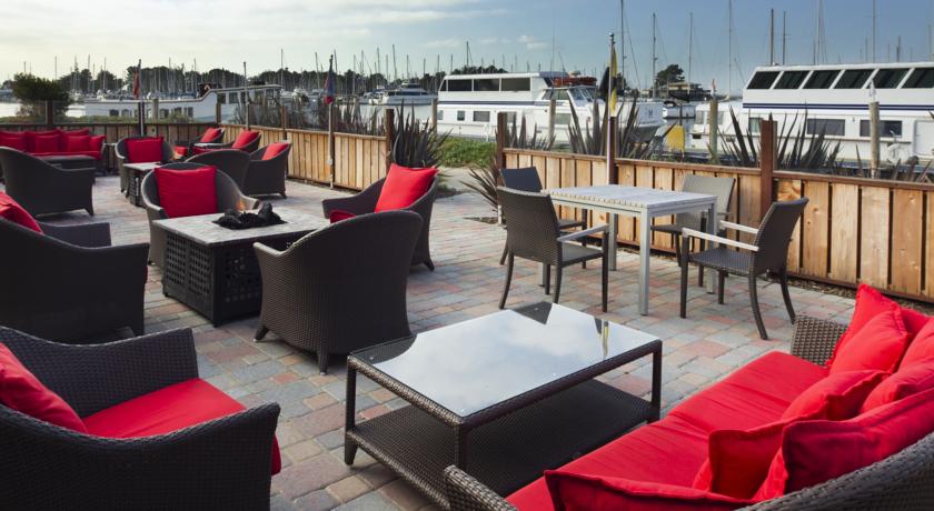 DoubleTree by Hilton Berkeley Marina