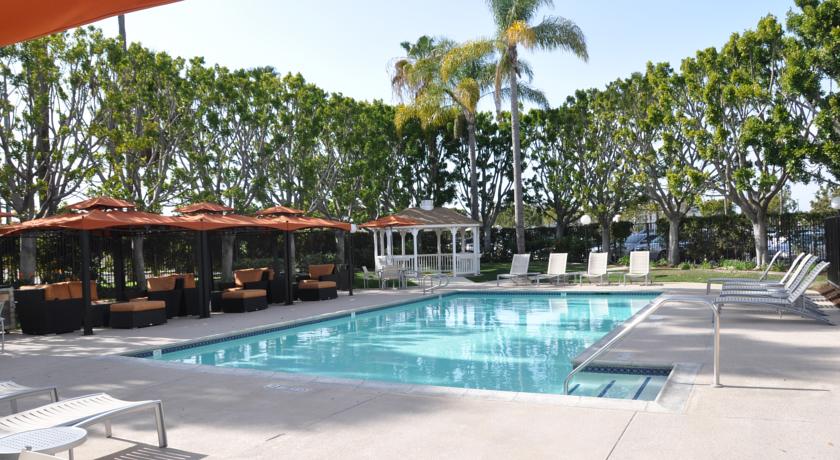 Doubletree Carson Civic Plaza ex Hilton