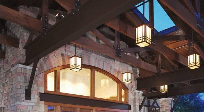 Doubletree Libertville Mundelein