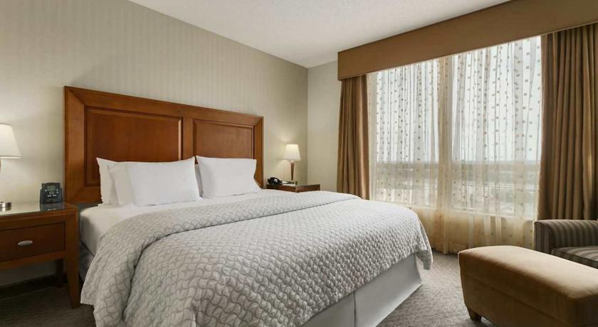 Embassy Suites Dulles North-Loudoun