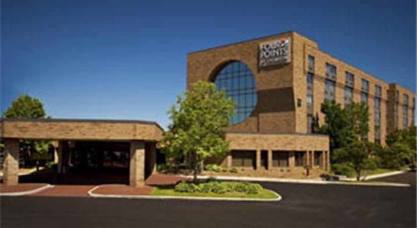 Four Points by Sheraton Milwaukee North
