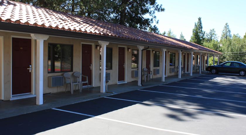 Gold Trail Motor Lodge