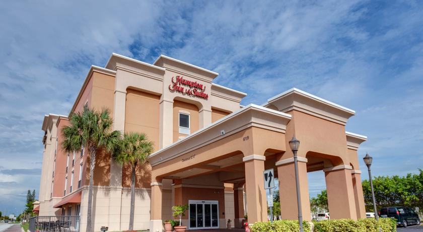 Hampton Inn & Suites Cape Coral