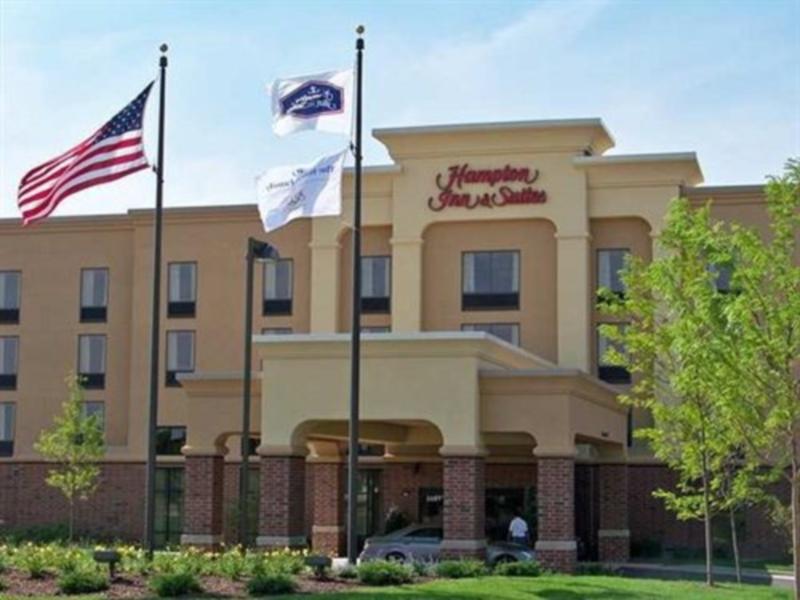 Hampton Inn & Suites Chicago - Libertyville