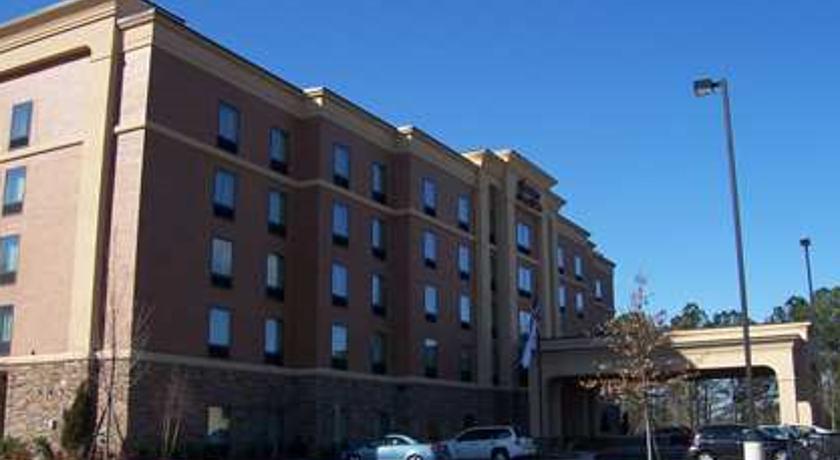 Hampton Inn & Suites Flowery Branch