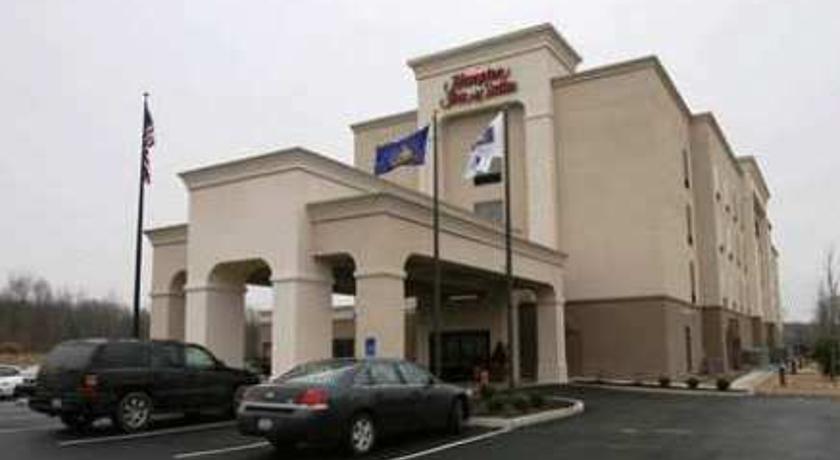 Hampton Inn & Suites Grove City