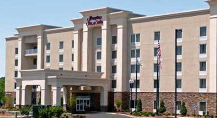 Hampton Inn & Suites Lanett-I-85