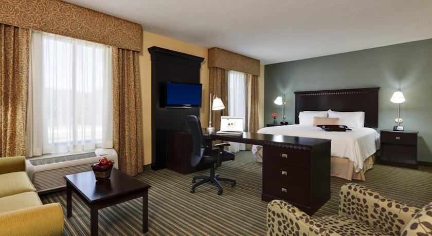 Hampton Inn & Suites Mahwah