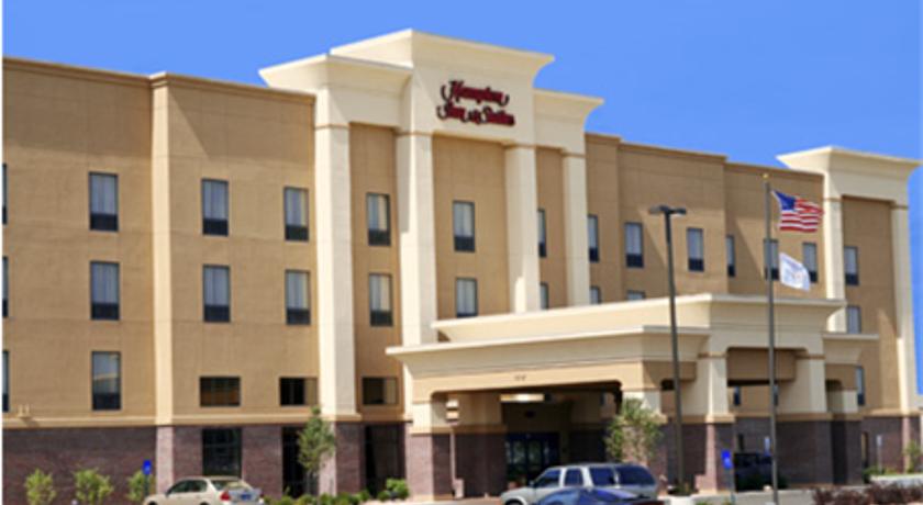 Hampton Inn & Suites Muncie