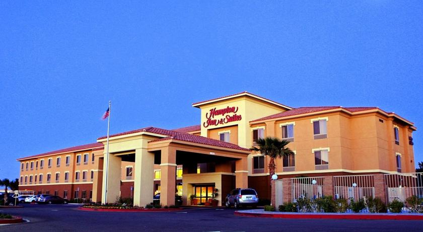 Hampton Inn & Suites Palmdale