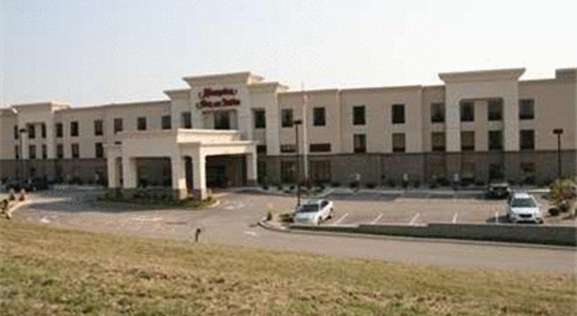 Hampton Inn & Suites St Louis-Edwardsville