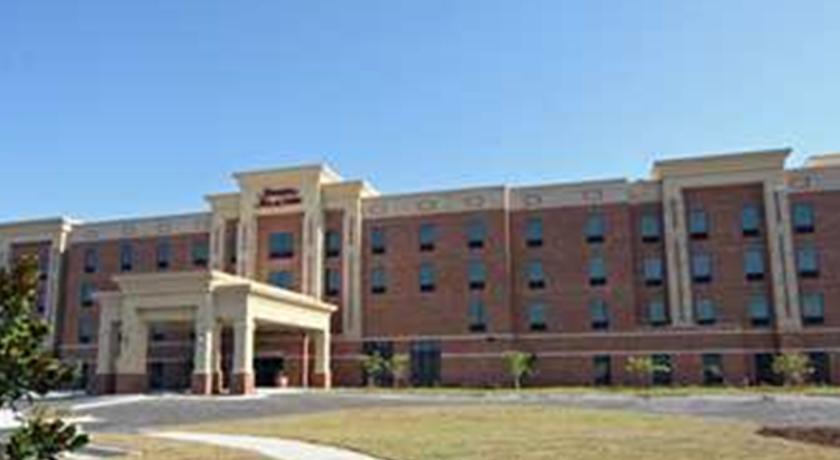 Hampton Inn & Suites Swansboro