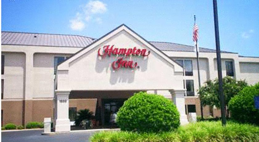 Hampton Inn Adel