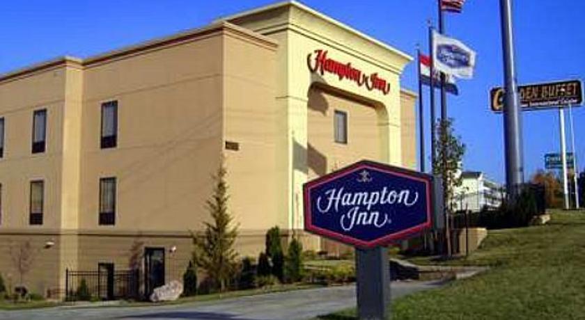 Hampton Inn Kansas City - Near Worlds of Fun