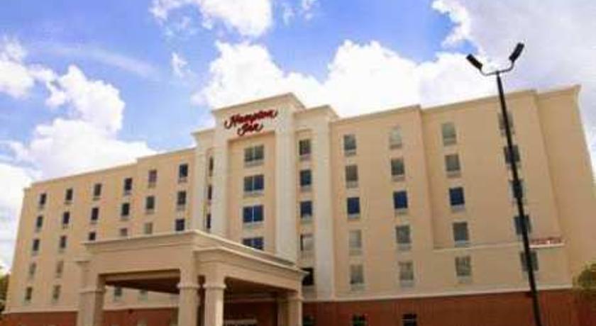Hampton Inn Petersburg-Southpark Mall