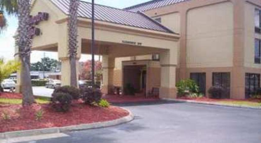 Hampton Inn Waycross