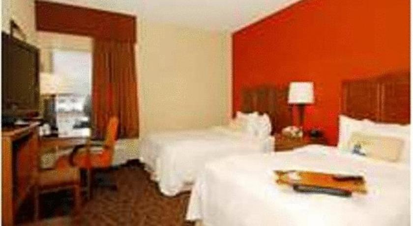 Hampton Inn Zanesville