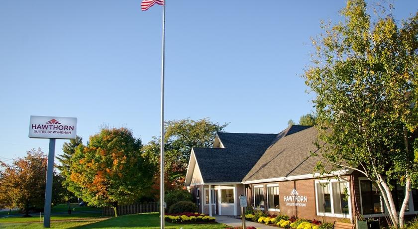 Hawthorn Suites by Wyndham Merrimack - Nashua Area