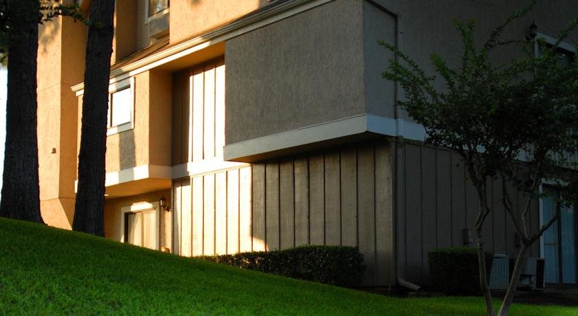 Hawthorn Suites by Wyndham Tyler