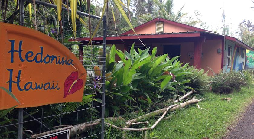 Hedonisia Hawaii Eco-Hostel
