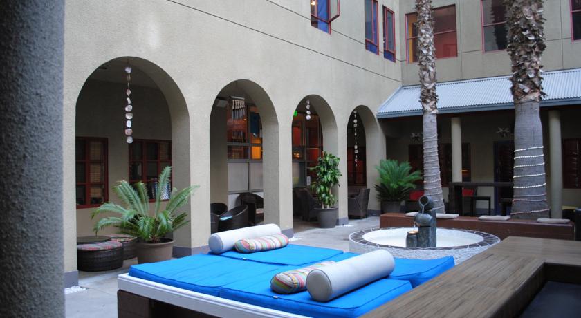 HI-Los Angeles Santa Monica