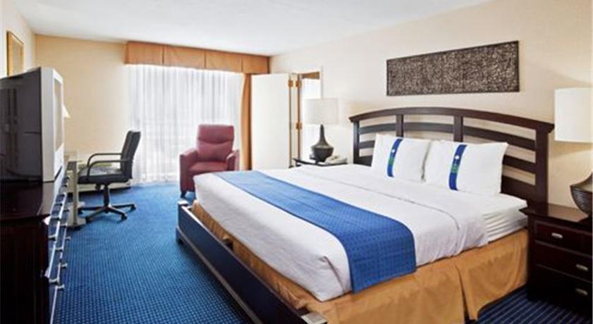 Holiday Inn Akron-West