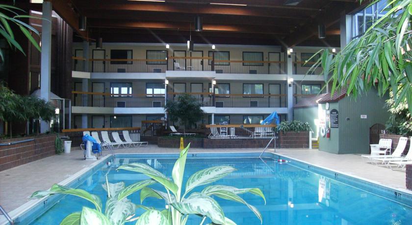 Holiday Inn Beaver Falls