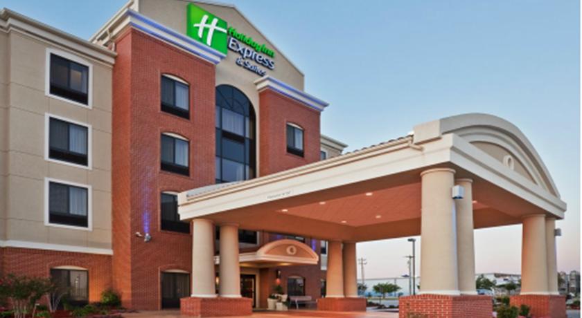 Holiday Inn Express & Suites Natchez South West