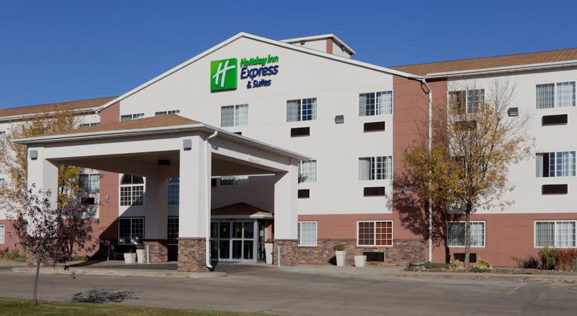 Holiday Inn Express & Suites Pierre-Fort Pierre
