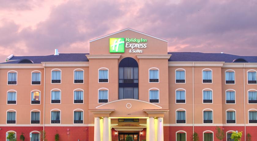 Holiday Inn Express & Suites Van Buren-Ft Smith Area