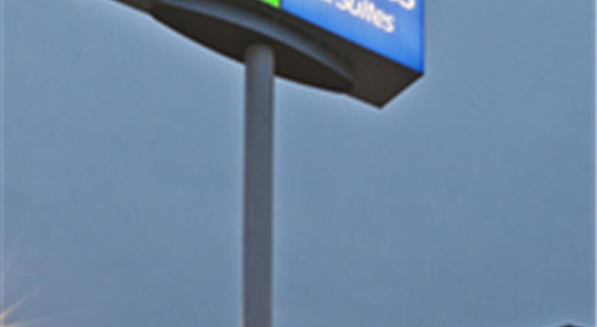 Holiday Inn Express & Suites Vinita