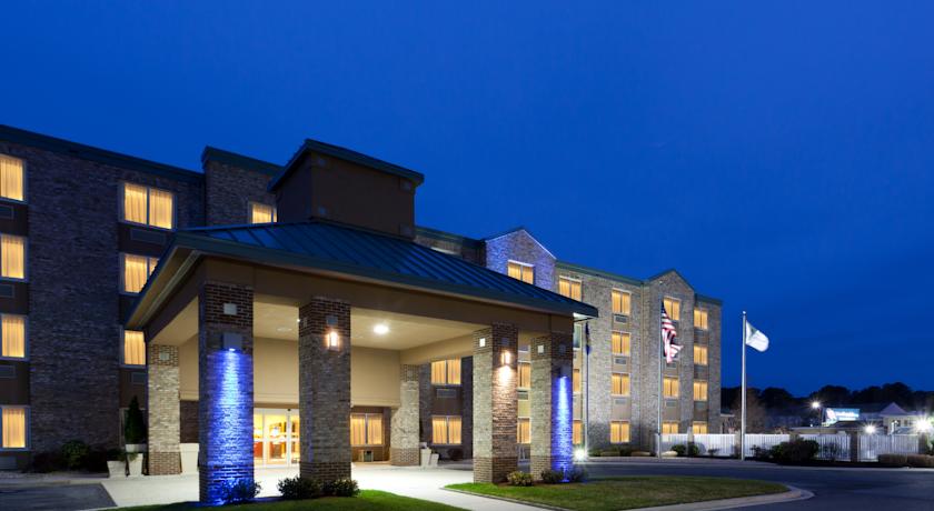 Holiday Inn Express Bethany Beach