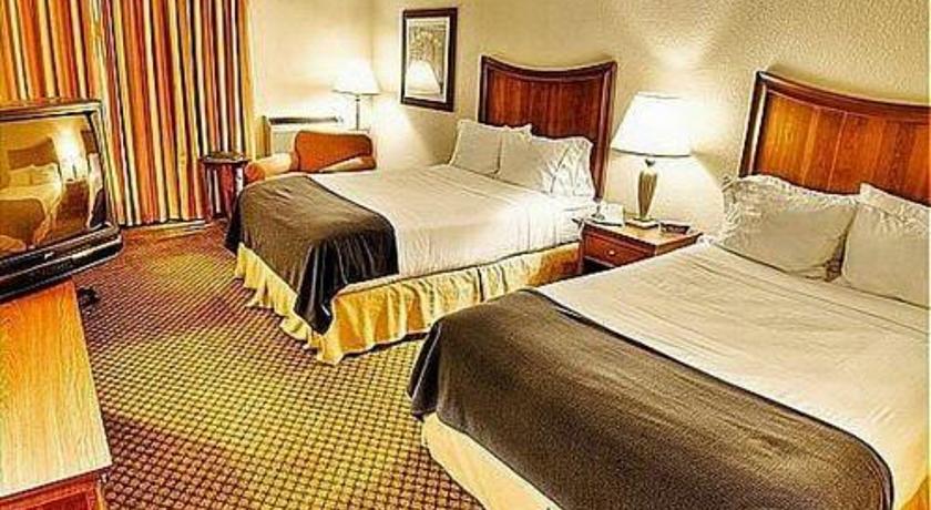 Holiday Inn Express Chicago-Downers Grove