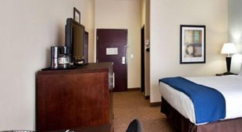 Holiday Inn Express Eunice