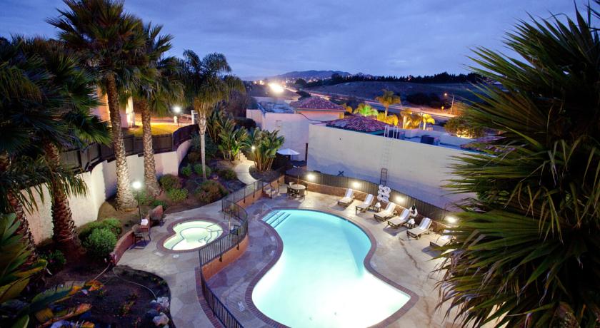 Holiday Inn Express  Grover Beach-Pismo Beach Area