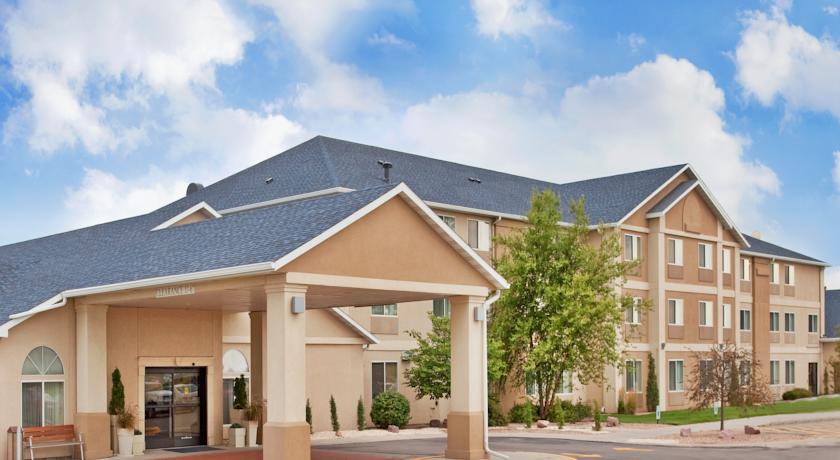 Holiday Inn Express Hotel & Suites Beatrice