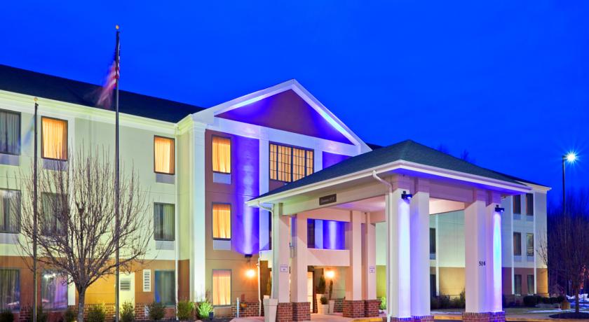 Holiday Inn Express Hotel & Suites Carneys Point