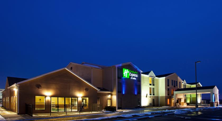 Holiday Inn Express Hotel & Suites Cleveland - Streetsboro