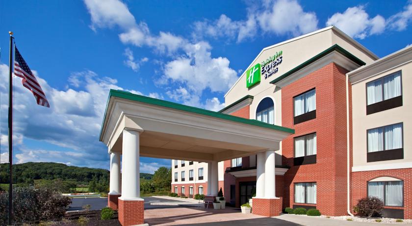 Holiday Inn Express Hotel & Suites DuBois