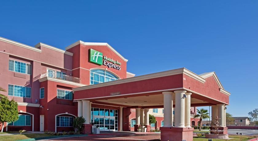 Holiday Inn Express Hotel & Suites El Centro