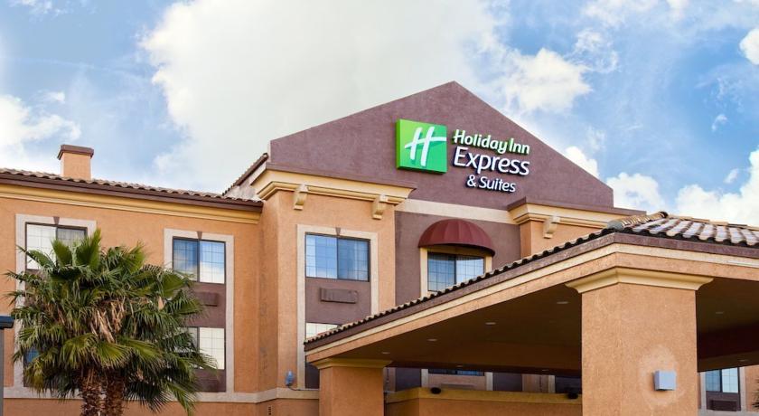 Holiday Inn Express Hotel & Suites Hesperia