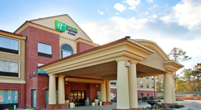 Holiday Inn Express Hotel & Suites Laurel