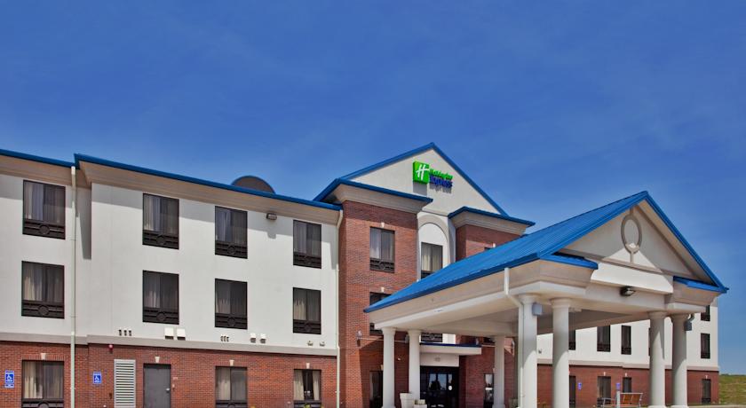 Holiday Inn Express Hotel & Suites McPherson