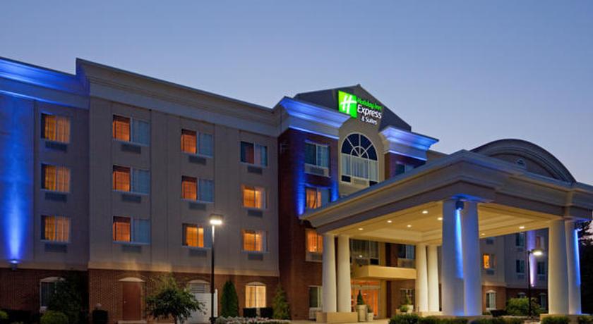 Holiday Inn Express Hotel & Suites Middleboro Raynham